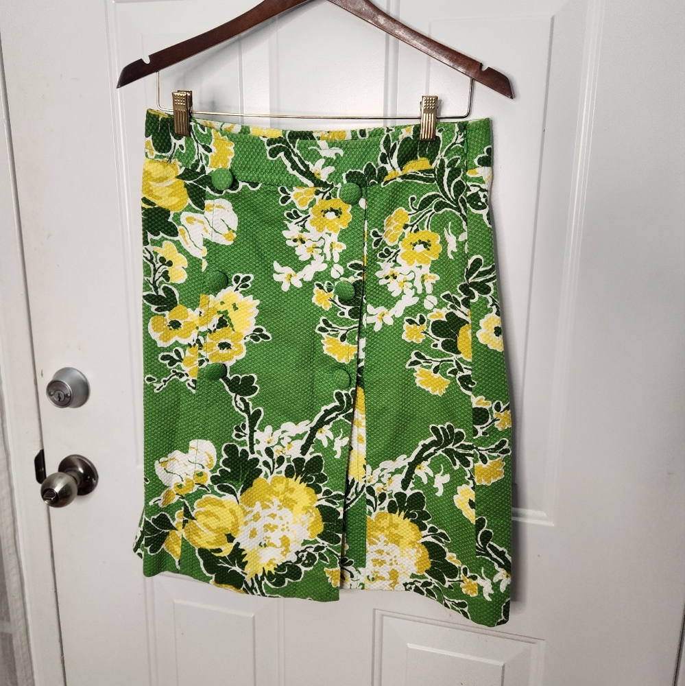Talbots Yellows and Greens Floral Skirt with Double Breasted Skirt Design Size 6